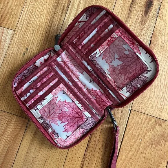 LUG Ranger Crossbody and Matching Wallet Rosewood and Maple Cream Inside - Picture 11 of 16